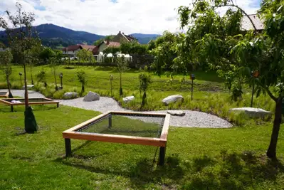 (VIDEO in FOTO) V Slovenj Gradcu odprli Elizabetin park, novo zeleno oazo v mestnem jedru